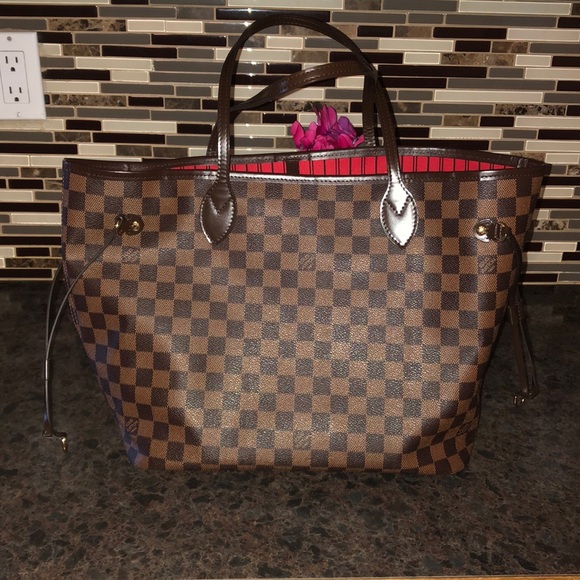 Louis Vuitton Handbags - Louis Vuitton Neverfull MM❤️!